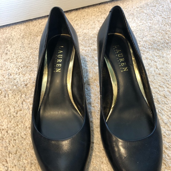 Pumps - Picture 2 of 4